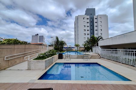 Apartamento à venda com 65m², 2 quartos e 2 vagasÁrea comum - Piscina