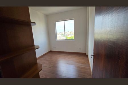 Apartamento à venda com 2 quartos, 60m² em Horto, Belo Horizonte
