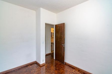 Quarto 1 de apartamento para alugar com 2 quartos, 57m² em Nova Gameleira, Belo Horizonte