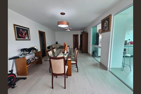 Apartamento à venda com 4 quartos, 212m² em Luxemburgo, Belo Horizonte