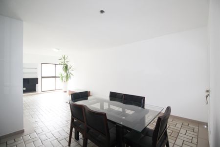 Apartamento para alugar com 126m², 3 quartos e 2 vagasSala