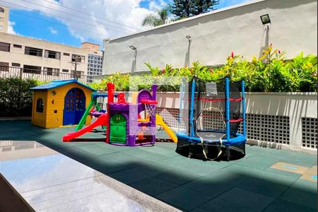 Apartamento para alugar com 126m², 3 quartos e 2 vagasÁrea comum - Playground