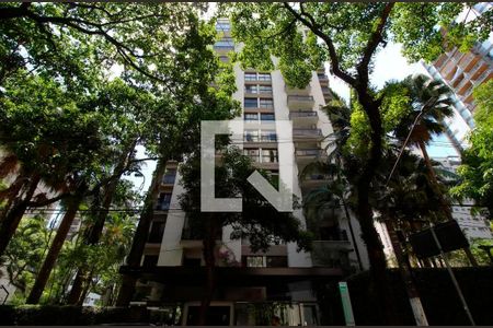 Apartamento para alugar com 126m², 3 quartos e 2 vagasFachada