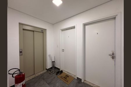 Apartamento à venda com 110m², 2 quartos e 1 vagaHall de entrada
