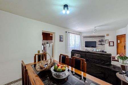 Apartamento para alugar com 60m², 2 quartos e 1 vagaSala