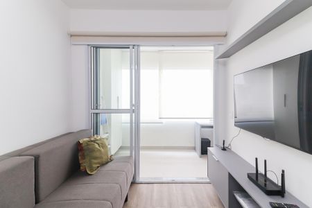 Studio para alugar com 32m², 1 quarto e 1 vaga Studio para alugar com 32m², 1 quarto e 1 vagaSala / Cozinha