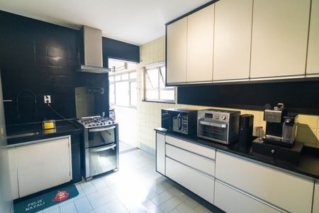 Apartamento à venda com 75m², 3 quartos e sem vaga Apartamento à venda com 75m², 3 quartos e sem vagaCozinha