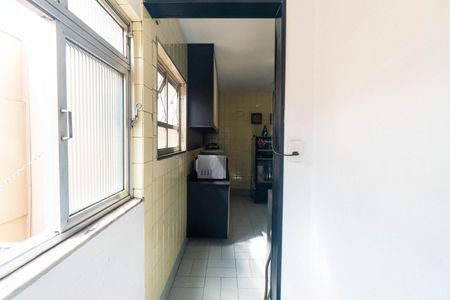Apartamento à venda com 75m², 3 quartos e sem vaga Apartamento à venda com 75m², 3 quartos e sem vagaLavanderia