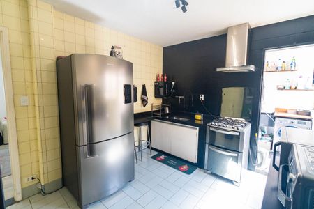 Apartamento à venda com 75m², 3 quartos e sem vaga Apartamento à venda com 75m², 3 quartos e sem vagaCozinha