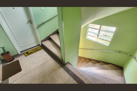 Apartamento para alugar com 73m², 1 quarto e 1 vagaEscada