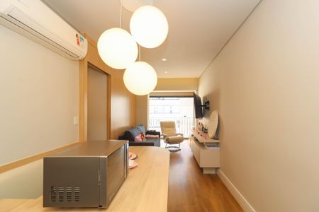 Sala de apartamento à venda com 2 quartos, 58m² em Pinheiros, São Paulo