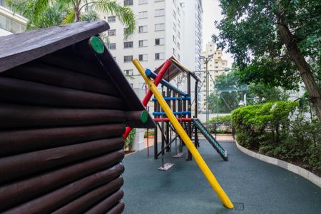 Apartamento para alugar com 75m², 2 quartos e 3 vagasÁrea Comum - Playground