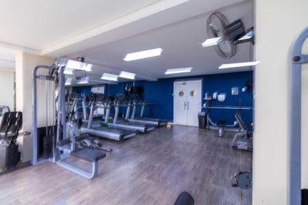 Apartamento para alugar com 75m², 2 quartos e 3 vagasÁrea Comum - Academia