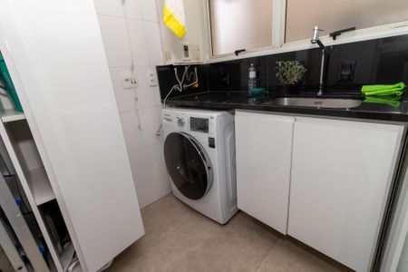 Apartamento para alugar com 75m², 2 quartos e 3 vagasÁrea de Serviço