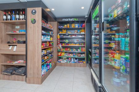 Apartamento para alugar com 75m², 2 quartos e 3 vagasÁrea Comum - Mercado