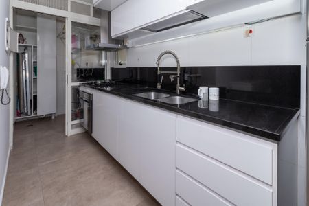 Apartamento para alugar com 75m², 2 quartos e 3 vagasCozinha