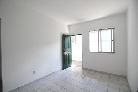 Sala de casa para alugar com 1 quarto, 50m² em Curicica, Rio de Janeiro