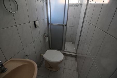 Banheiro de casa para alugar com 1 quarto, 50m² em Curicica, Rio de Janeiro