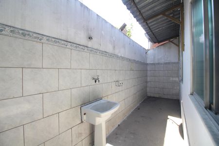 Casa para alugar com 50m², 1 quarto e sem vagaÁrea de Serviço