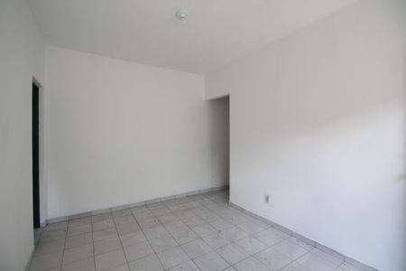 Sala de casa para alugar com 1 quarto, 50m² em Curicica, Rio de Janeiro