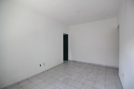 Sala de casa para alugar com 1 quarto, 50m² em Curicica, Rio de Janeiro