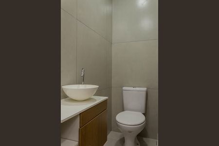 Casa à venda com 153m², 3 quartos e 3 vagasBanheiro da Suíte 1