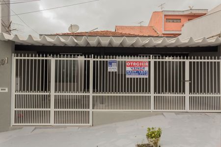 Casa à venda com 153m², 3 quartos e 3 vagasFachada
