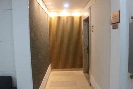 Apartamento para alugar com 82m², 3 quartos e 2 vagasHall social