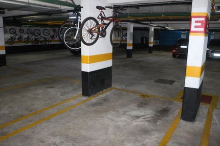 Apartamento para alugar com 82m², 3 quartos e 2 vagasGaragem