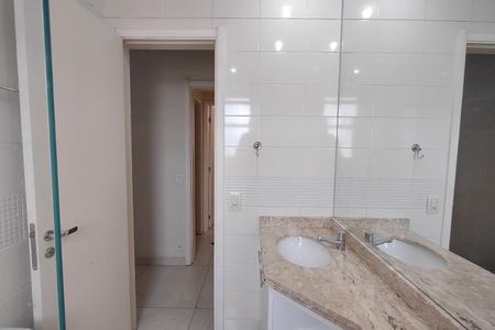 Apartamento para alugar com 82m², 3 quartos e 2 vagasBanheiro da Suíte