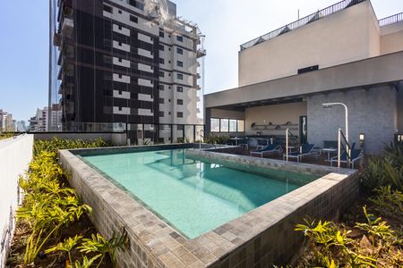 Studio à venda com 34m², 1 quarto e sem vagaPiscina