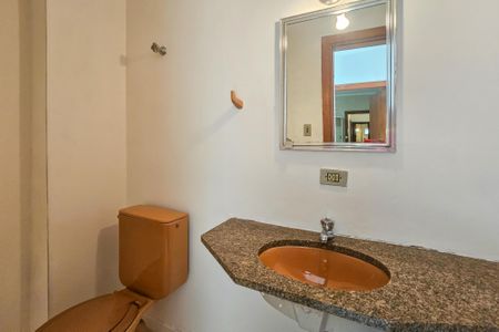 Apartamento para alugar com 210m², 4 quartos e 2 vagaslavabo