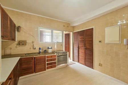 Apartamento para alugar com 210m², 4 quartos e 2 vagascozinha