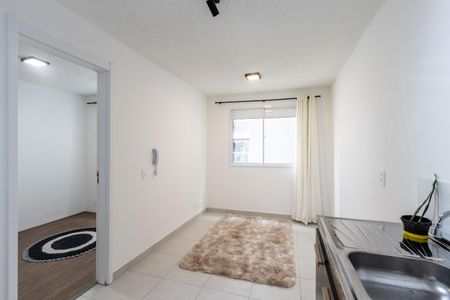 Sala de apartamento para alugar com 1 quarto, 25m² em Parque Industrial Tomas Edson, São Paulo