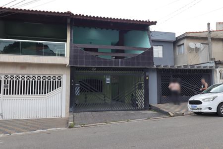Casa para alugar com 130m², 2 quartos e 1 vagaFachada