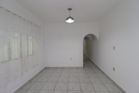 Casa para alugar com 130m², 2 quartos e 1 vagaSala de Jantar