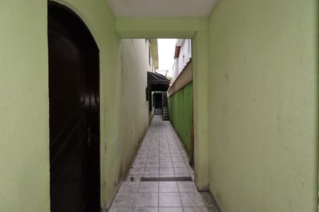 Casa para alugar com 130m², 2 quartos e 1 vagaCorredor externo