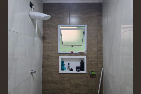 Casa para alugar com 80m², 3 quartos e 2 vagas Casa para alugar com 80m², 3 quartos e 2 vagasBanheiro Social