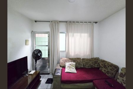 Sala  de casa para alugar com 3 quartos, 80m² em Água Chata, Guarulhos