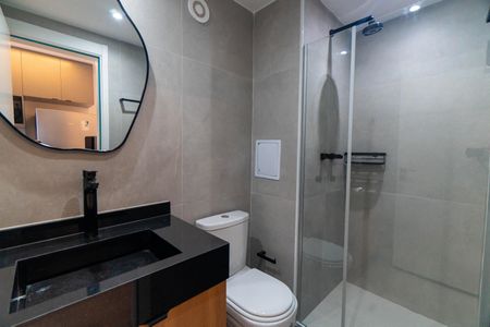 Banheiro de kitnet/studio para alugar com 1 quarto, 28m² em Vila Clementino, São Paulo