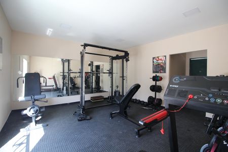 Casa de condomínio à venda com 192m², 3 quartos e 3 vagasÁrea Comum - Academia