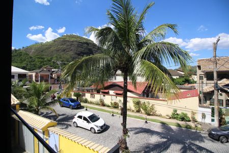 Casa de condomínio à venda com 192m², 3 quartos e 3 vagasQuarto 3 - Vista