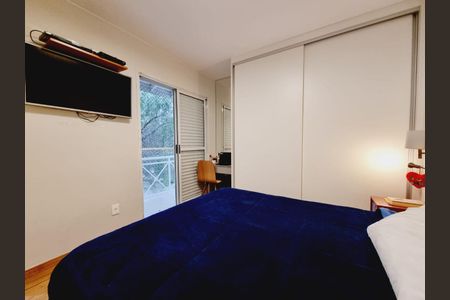 Casa de condomínio à venda com 274m², 3 quartos e 2 vagas