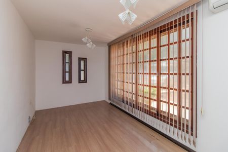 Casa de condomínio para alugar com 250m², 3 quartos e 4 vagasQuarto 3 - Suíte