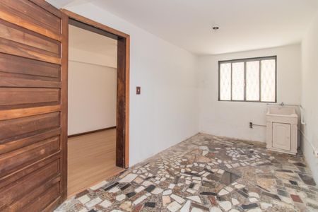 Casa de condomínio para alugar com 250m², 3 quartos e 4 vagasÁrea de Serviço