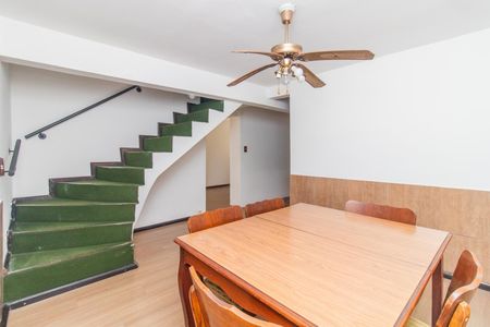 Casa de condomínio para alugar com 250m², 3 quartos e 4 vagasCozinha