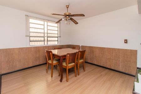 Casa de condomínio para alugar com 250m², 3 quartos e 4 vagasCozinha