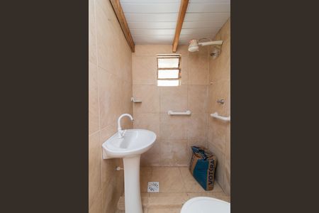 Casa de condomínio para alugar com 250m², 3 quartos e 4 vagasBanheiro Social 2