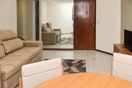 Apartamento para alugar com 95m², 3 quartos e 1 vagaSala
