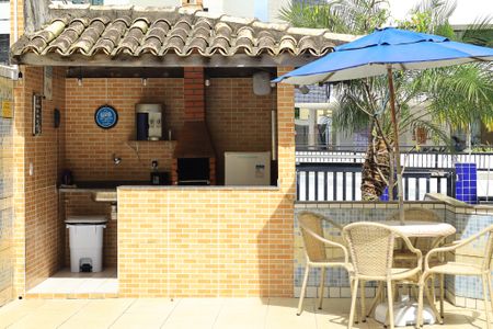 Apartamento para alugar com 95m², 3 quartos e 1 vagaÁrea comum - Piscina